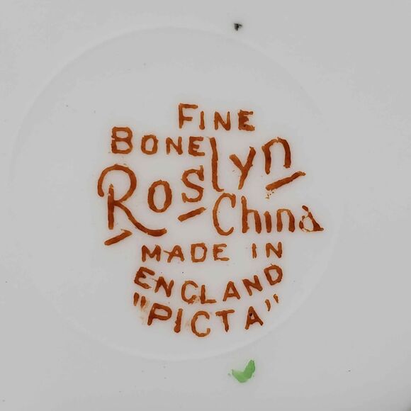 Roslyn Teacup and Saucer Blue Picta Flowers Vintage - Picture 8 of 10